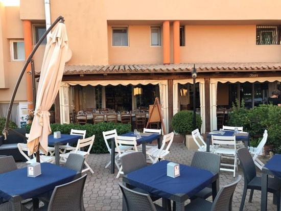 Casa Vacanze Villa Sandrina كوستا باراديسو المظهر الخارجي الصورة